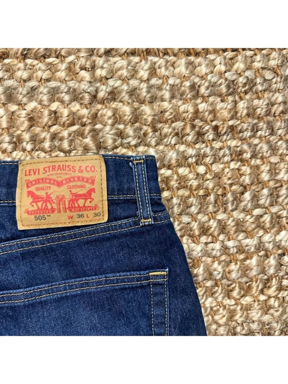 Levi's 505 Regular Fit Mens Jeans 36x30 Dark Wash Blue Denim Straight Leg